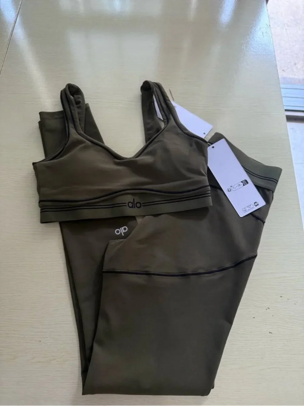 ALO Yoga Olive Green Seamless Sports Bra with Logo